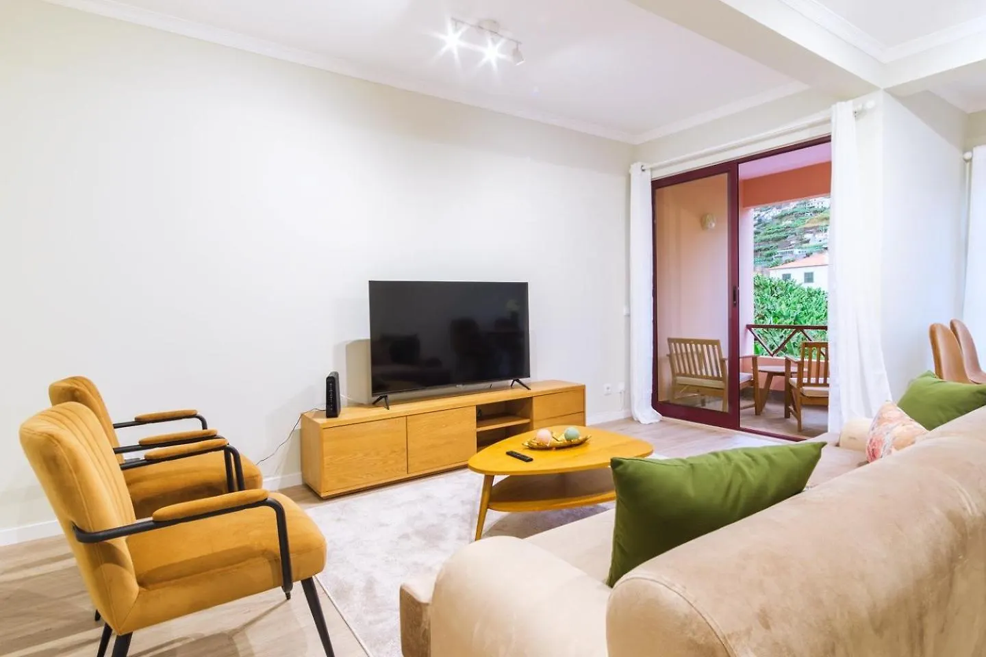 Guestready - Charming Home In Câmara de Lobos Portugal
